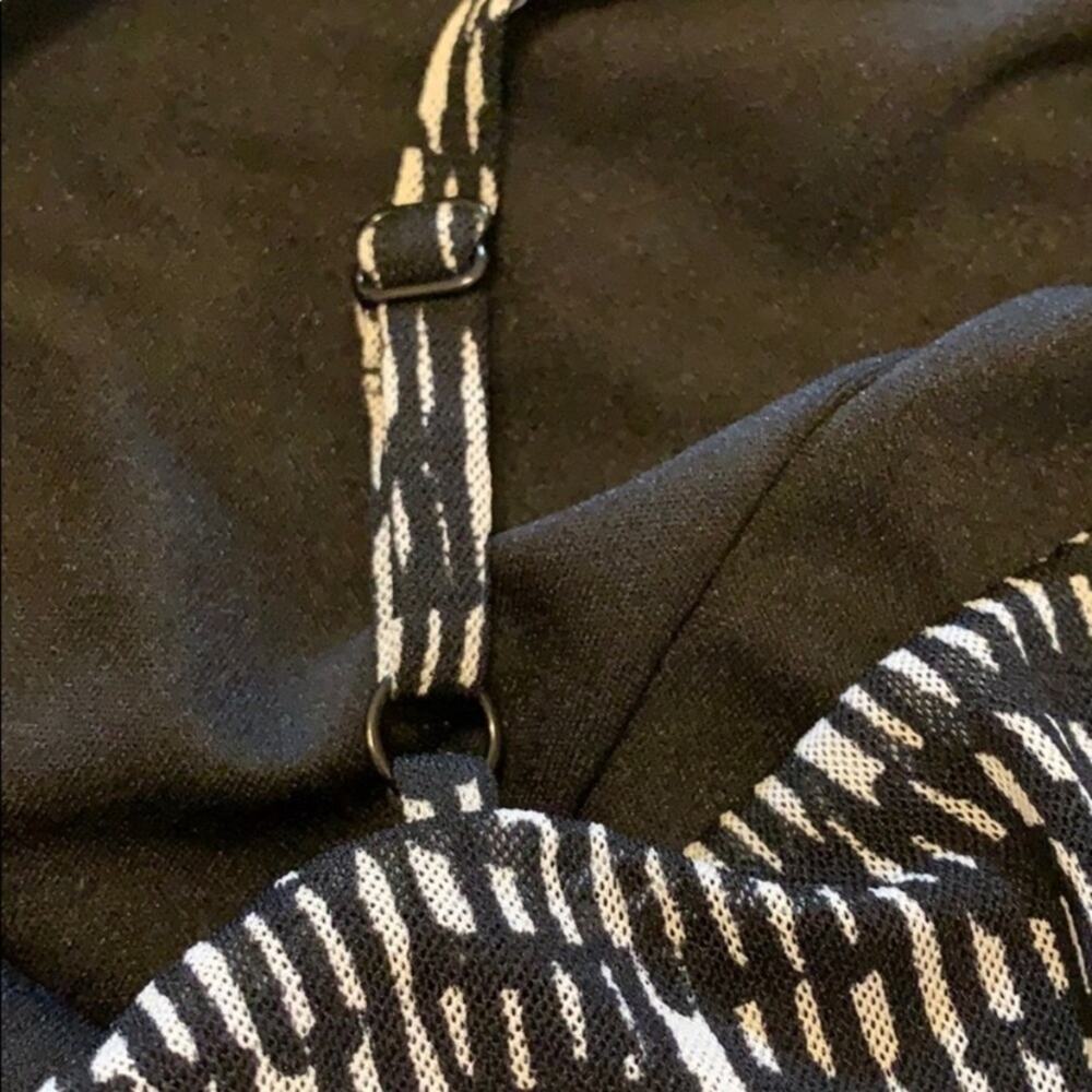 The Limited Ruffle Black & White Print Dress M - Picture 8 of 8